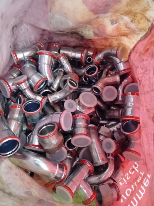 Kolanka  trujnik  geberit  c-stal