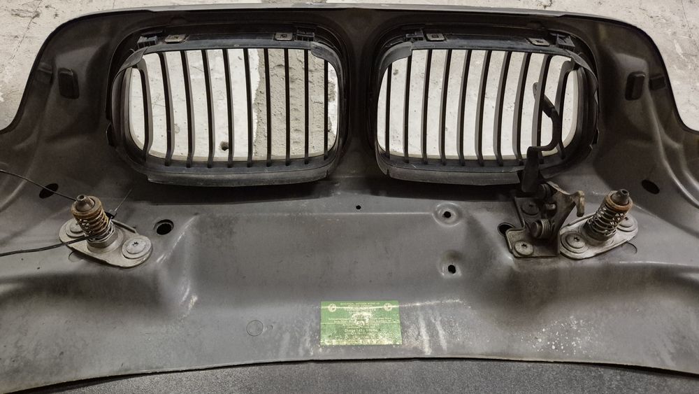 BMW E46 Compact Maska Pokrywka Silnika Silber Grau Metalic