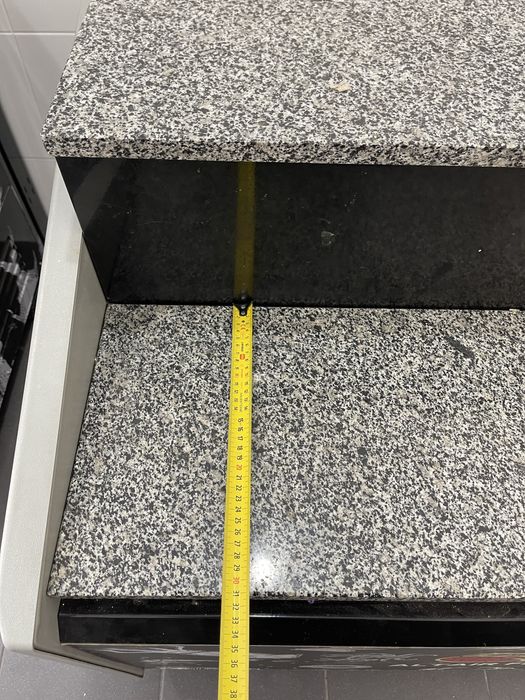Продам стол для магазина гранитная столешница