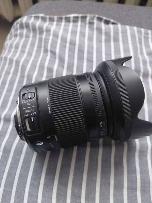 об'єктив sigma 18-200mm