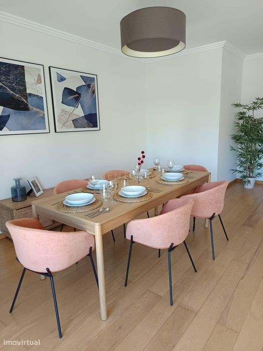 Viva com Conforto e Elegância em Paço de Arcos | T3 em condomínio com