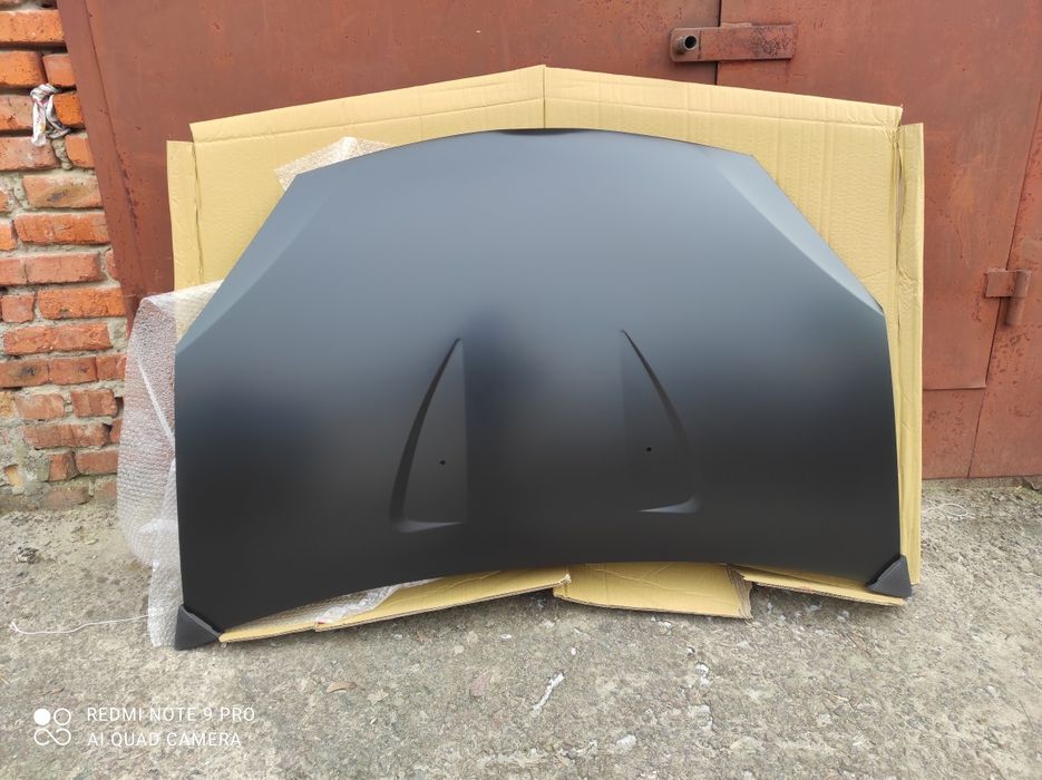 Капот Dacia Sandero Сандеро