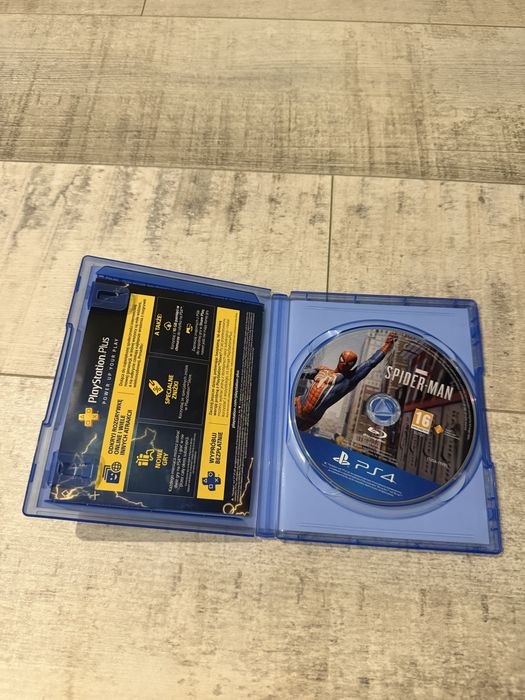 gra spiderman ps4