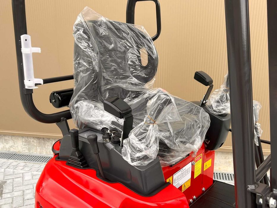 MINI GIRATORIA 1600KG XN18L RHINOCEROS MOTOR KUBOTA