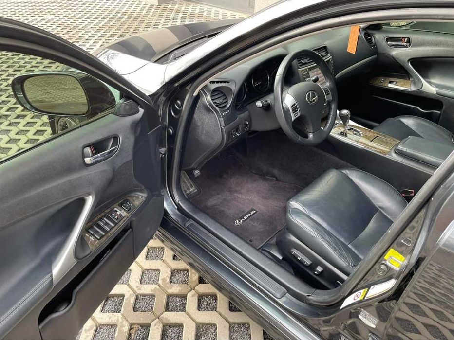 Lexus IS250 2011r