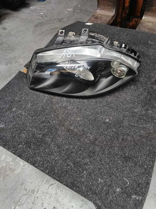 Lampa przednia lewa Seat Ibiza 04r