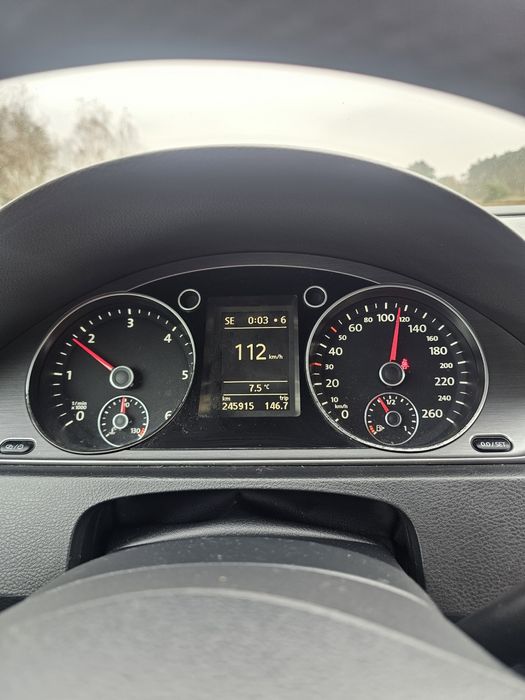 Volkswagen Passat B7 2.0 TDI Bluemotion bezwypadkowy