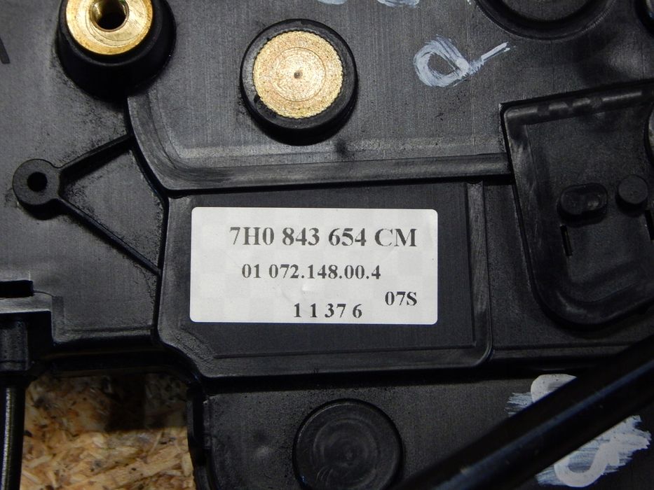 vw t5 zamek drzwi przesuwnych prawy 7h0843654cm