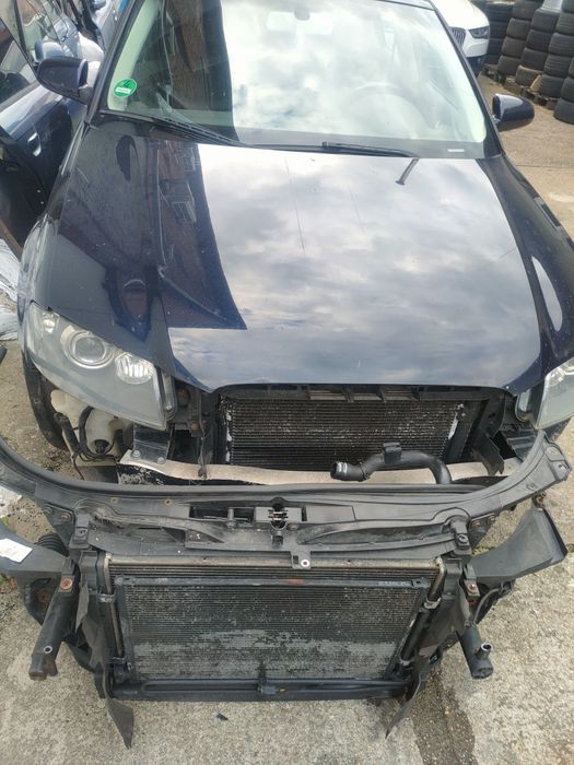 Audi A3 S3 8P kanapa tył skóra podłokietnik tył tylny McDonald uchwyt