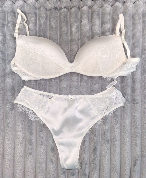 Komplet z jedwabiem Intimissimi rm.75c/S