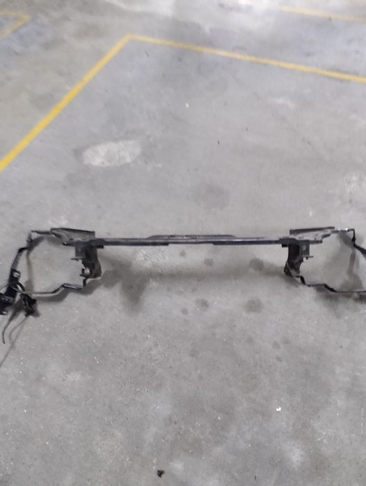 Armação óticas Mercedes w204 versão 2