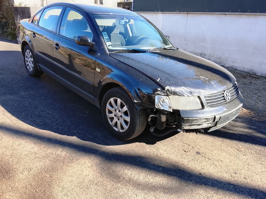 Vendo Passat acidentado