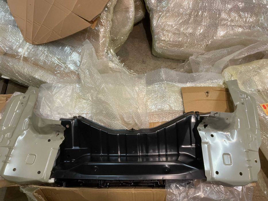 Задняя филенка панель четверть Tesla Model Y