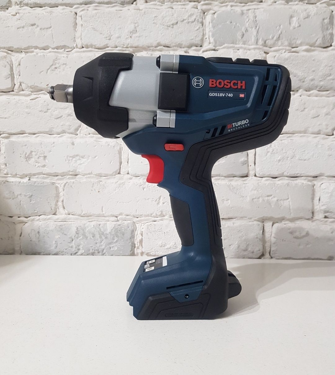 Бесщеточный аккумуляторный гайковерт 1000 нм 18В Li Bosch GDS18v-740N ...