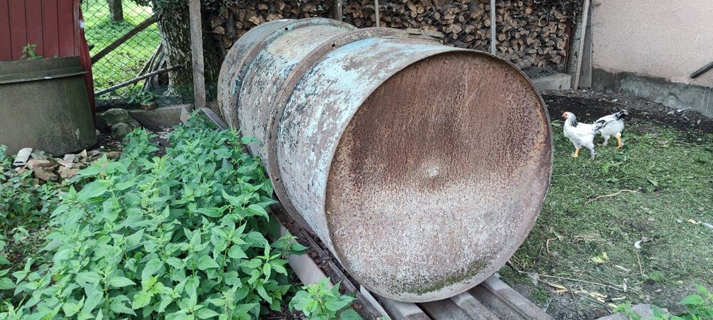 Бочка   металева.