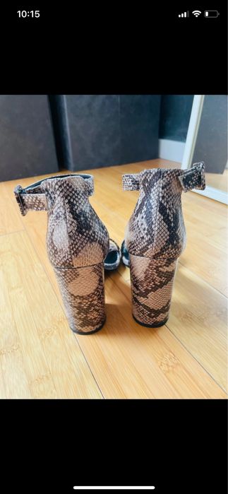 Nowe sandalki 36