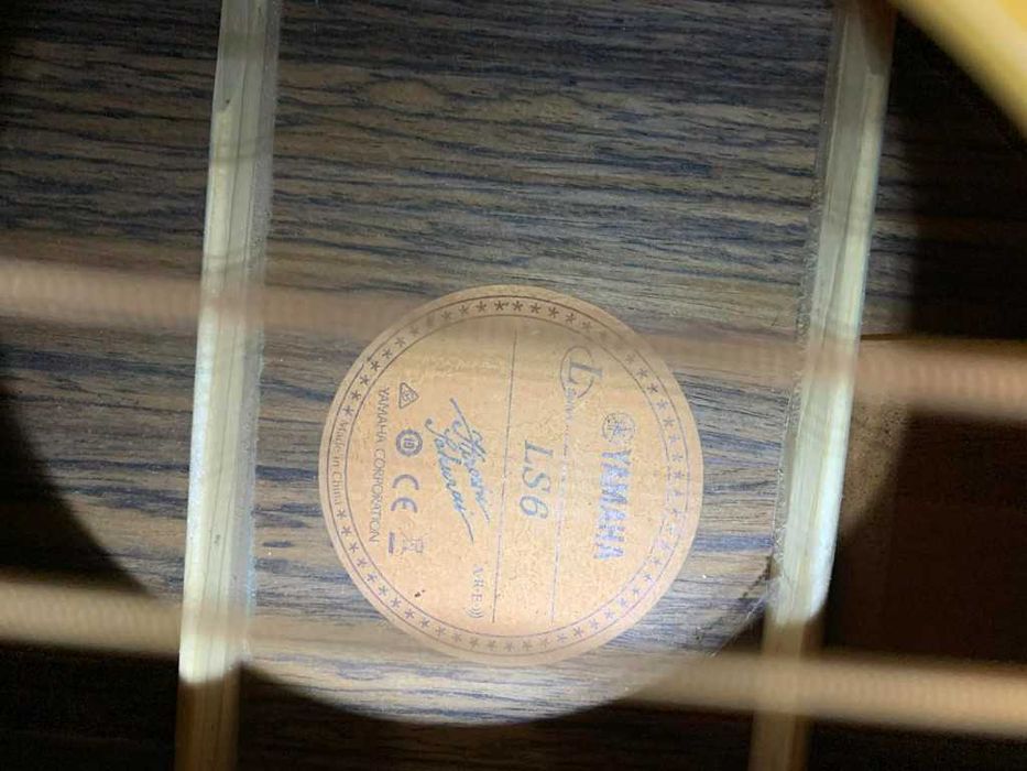 Yamaha LS-6 ARE Guitar