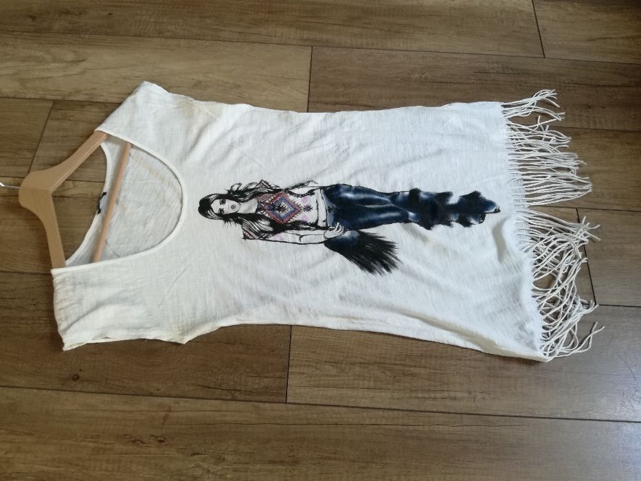 Dłuższa koszulka z frędzlami/boho Motivi