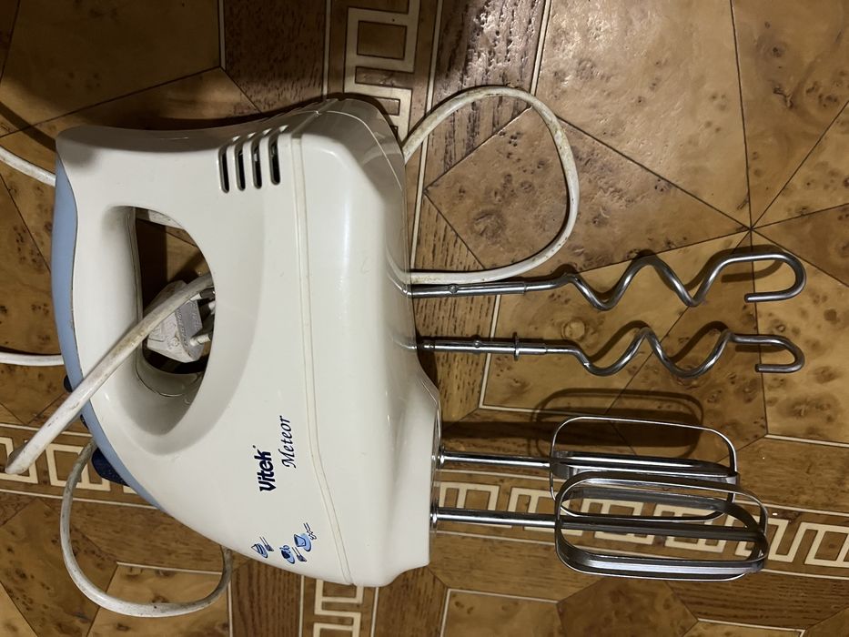 Міксер Vitek Вітек