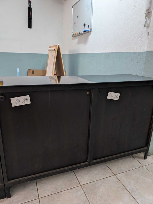Móvel de Sala IKEA BESTÅ Alto Brilho e Vidro Temperado
