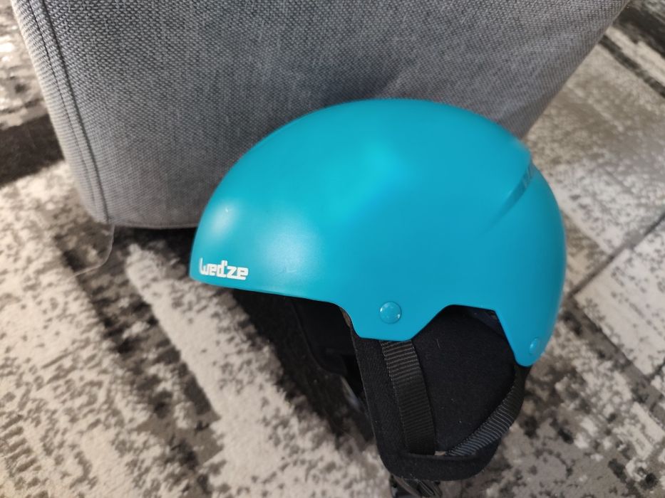 Spodnie narciarskie plus kask