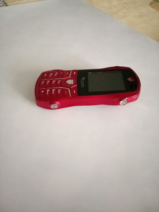 Telefon Bjorn Ferrari