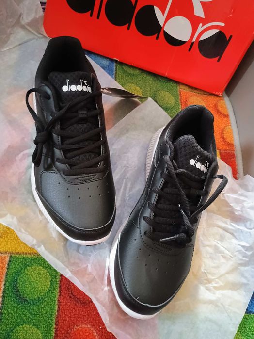 Czarne sneakersy diadora 40,5 wkładka ok 26, 5 cm