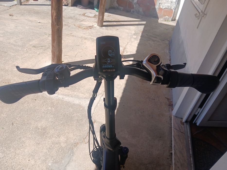 Vendo fat bike elétrica