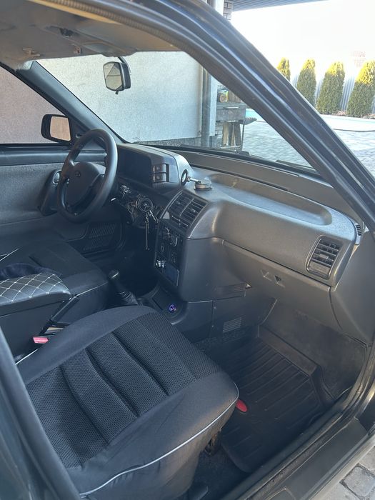 ВАЗ 2110 2005 рв. 1.6 16в