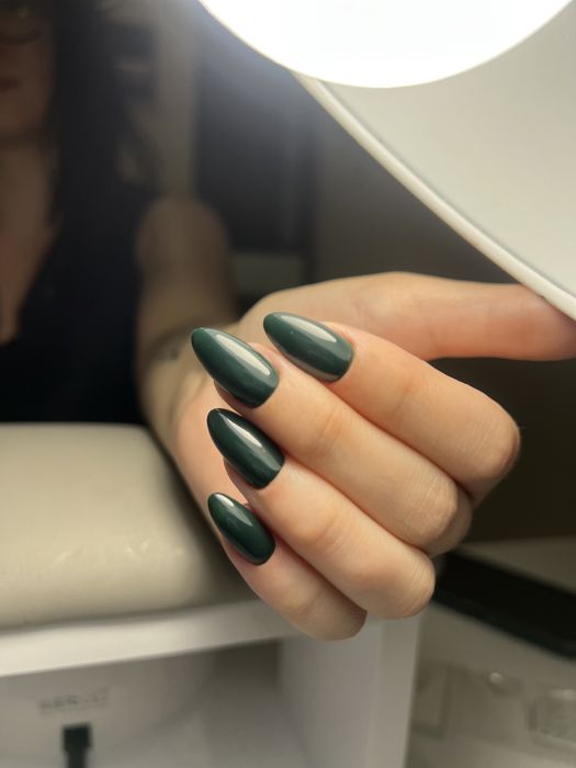 Манікюр та педикюр , Львів