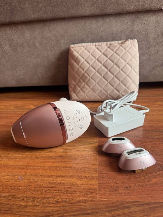 Фотоепілятор Philips Lumea Prestige BRI958