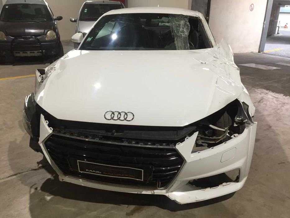 Audi TT Coupé 1.8 TFSi S-Line