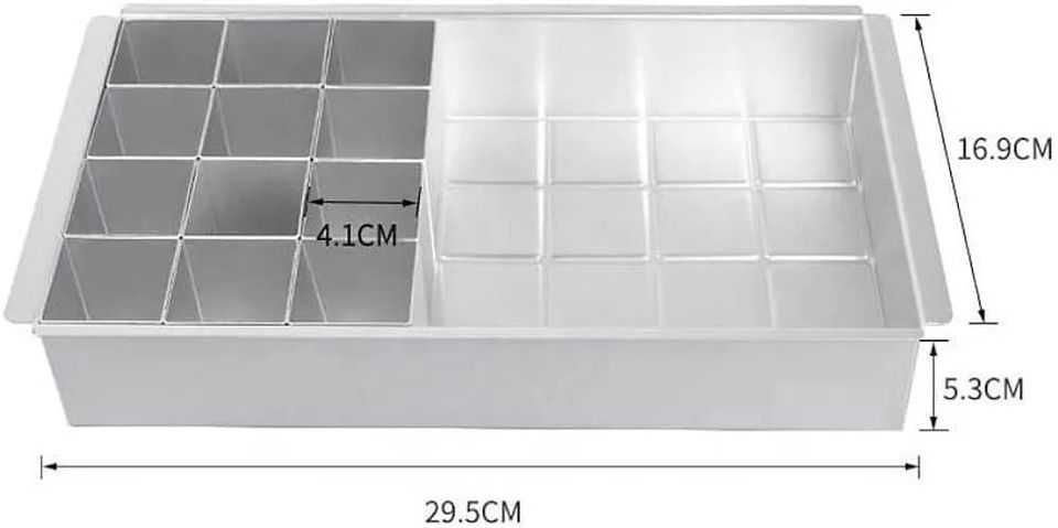 Zestaw foremek do wypiekania liter/cyfr z ciasta, zawiera 12 kwadratów