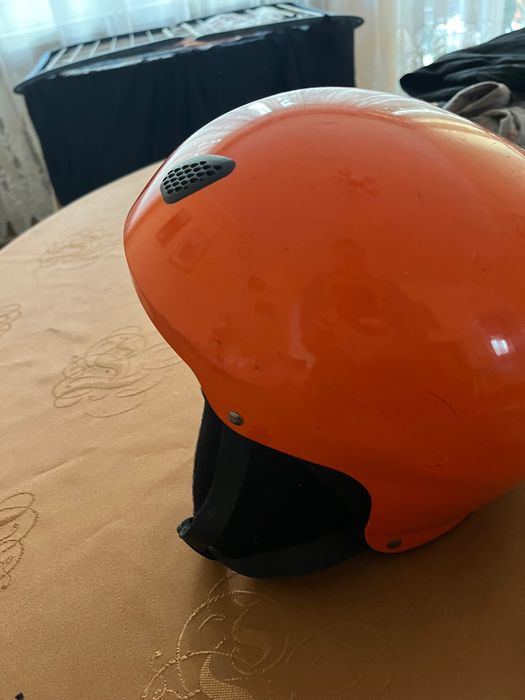 Kask narciarski dziecięcy