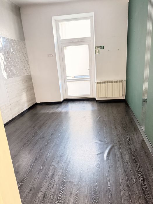 Lokal 40m2 w doskonalej lokalizacji