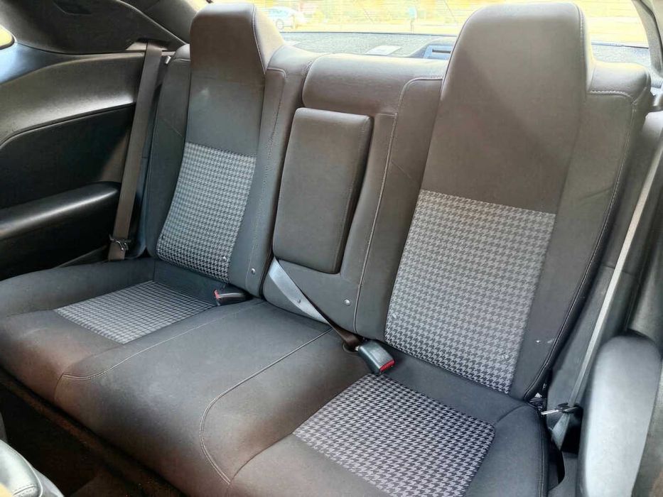 Dodge Challenger      2020