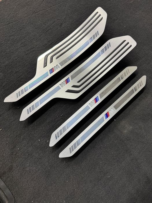 Накладки порога M PACK  bmw X7 G07