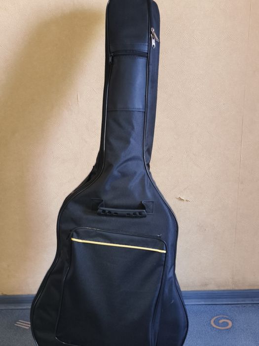 Акустична гітара Epiphone DR-100