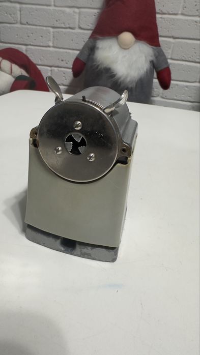 Стругачка для олівців