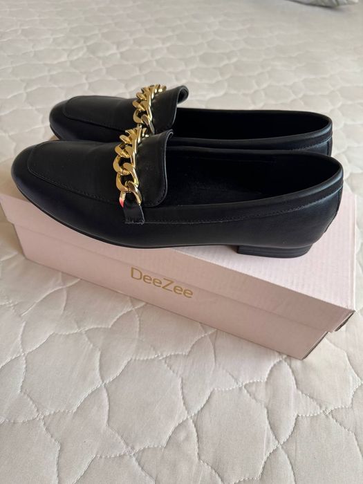 Подам жіночі лофери DeeZee