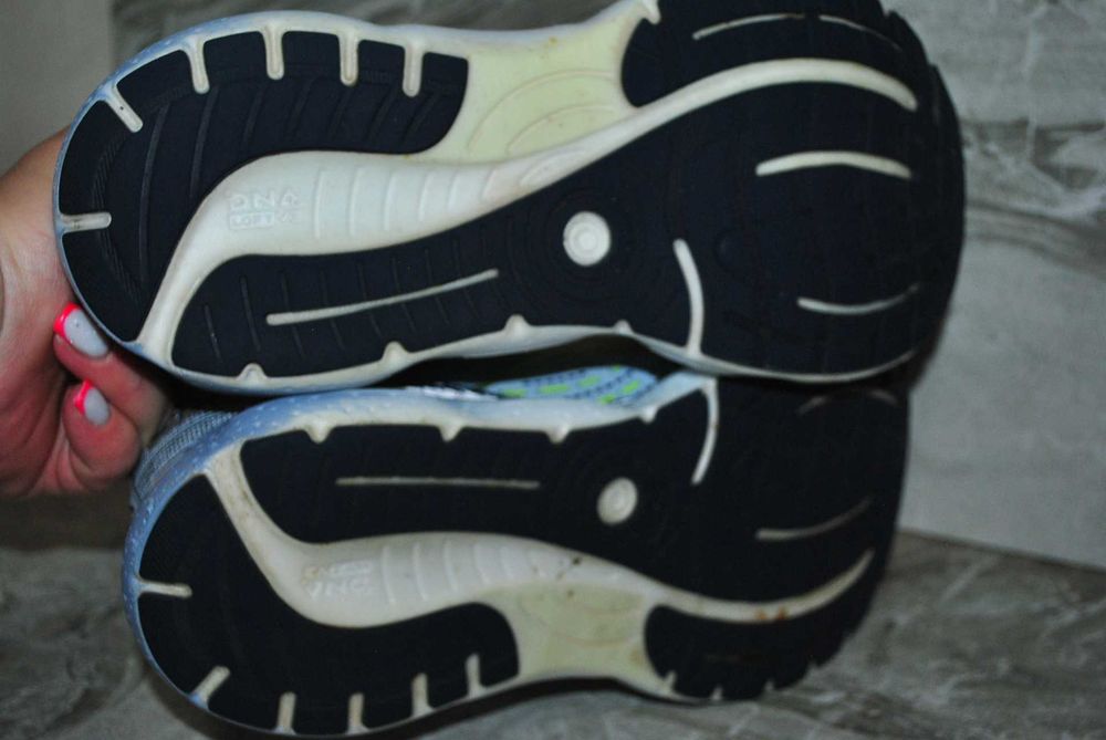 кроссовки brooks 40 размер на мальчика