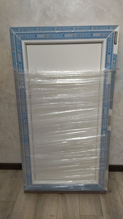 Продам двері нові .