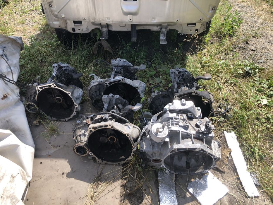 Коробка коробки Vag кадік туран кадді тауран caddy touran cady cadi