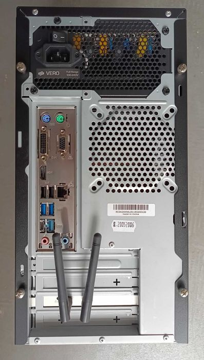 Komputer stacjonarny Core-i5, 256GB SSD, 8GB RAM, DVD, WiFi