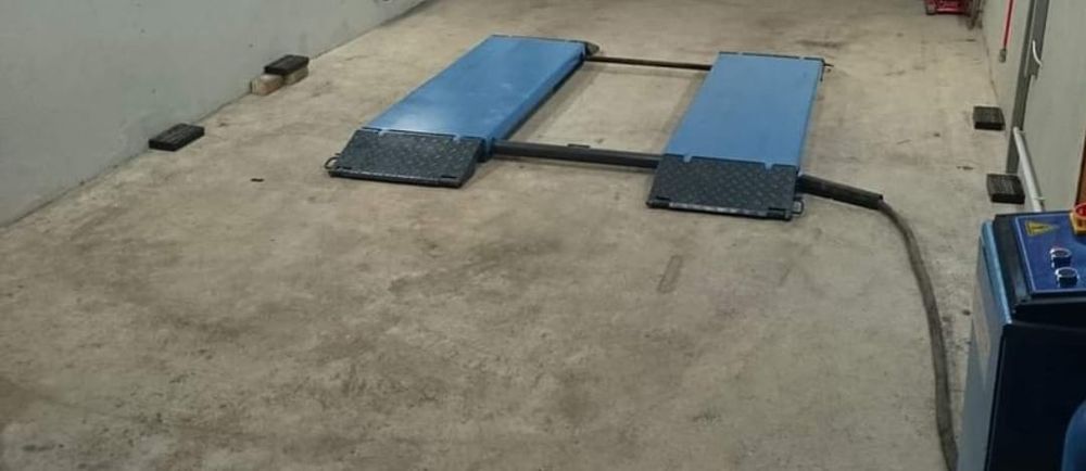 Podnośnik nożycowy samochodowy Kromer 3tony