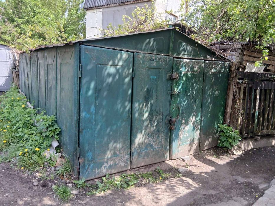 Продам гараж металевий, розбірний ,700 дол