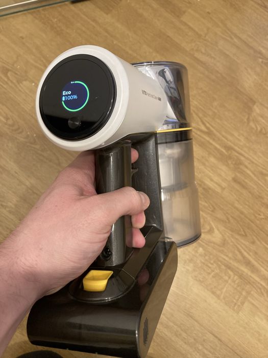 Odkurzacz bezprzewodowy GÖTZE & JENSEN VV700 z akcesoriami