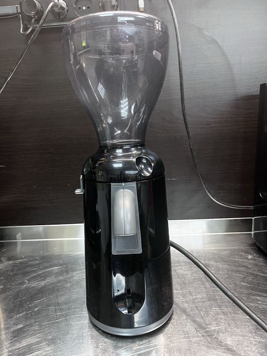 Напівпрофесійна кавомолка Nuova Simonelli
