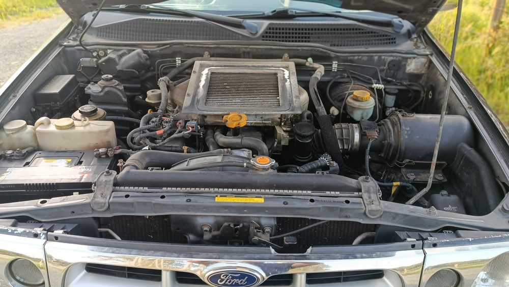 Ford maverick 2.7 TDI r20 terrano