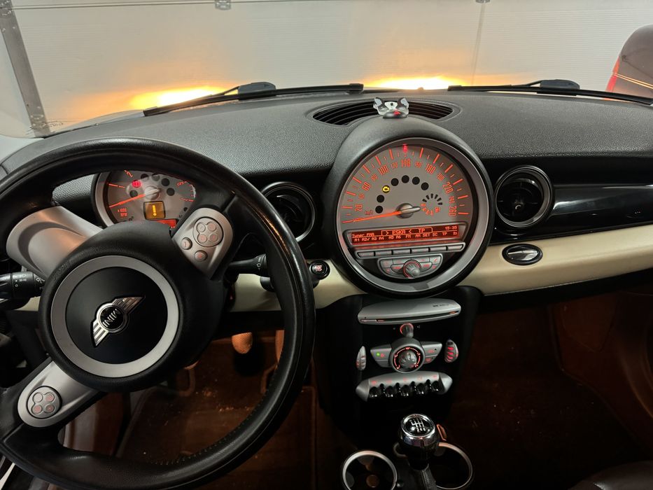 Mini Cooper Clubman 1.6 D bez wkładu prywatny od kobiety 2 kompl opon